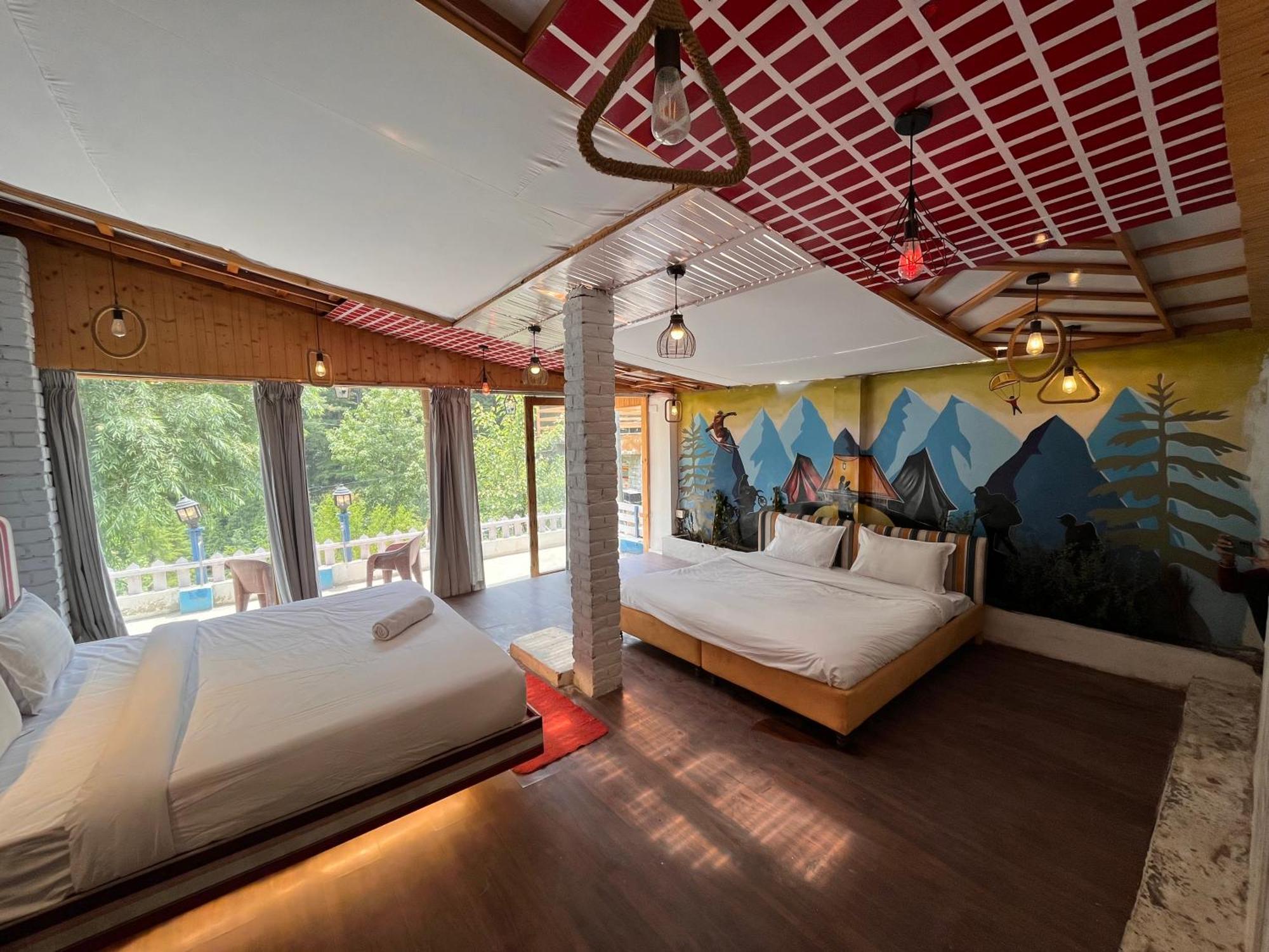 Hotel English Rose, #Personal Parking, #Petfriendly, #Garden, #Bonfire Under The Stars Manāli Buitenkant foto
